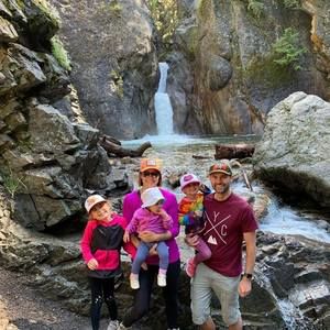 Meet your Posher, Candace